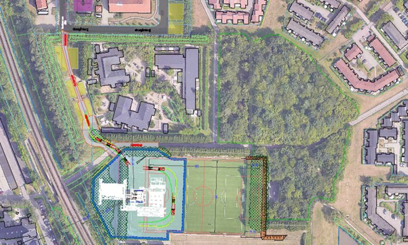 Lyngby-Taarbæk Kommunes forvaltning peger på arealet vest for og på den vestlige del af den nordlige boldbane. Boldbanen er en kunstgræsbane, som efter planen skal genetableres i sin fulde længde efter endt boring