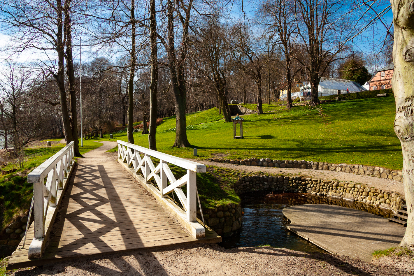 Sophienholm Park set fra broen