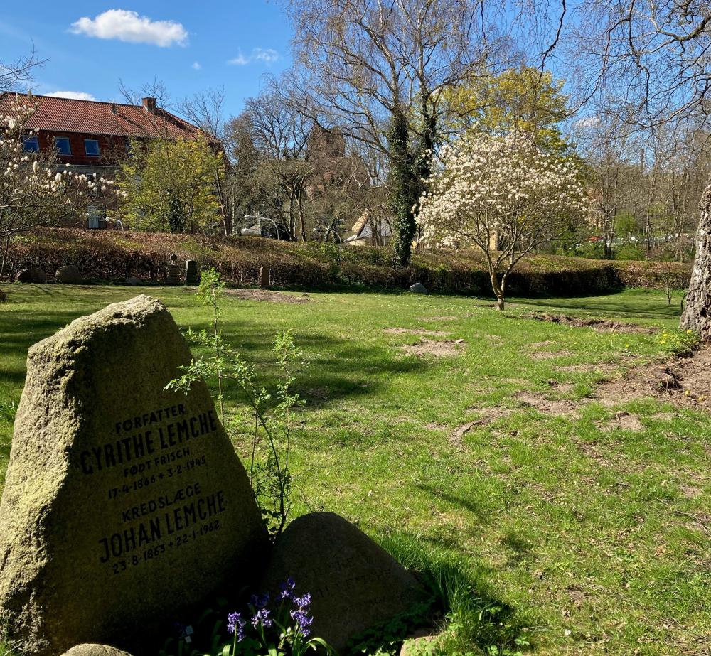 Lyngby Assistens Kirkegård