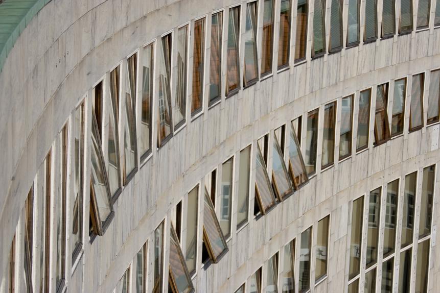 Rådhusets vinduer - arkitektur